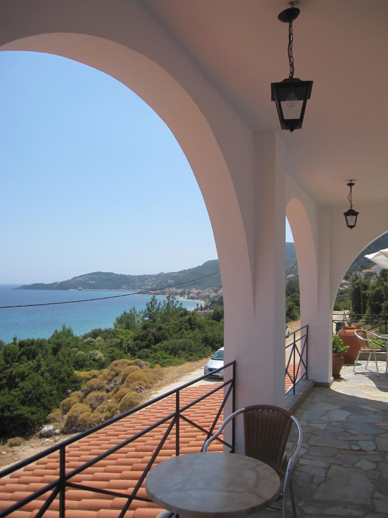 Travlos Studios Eleios-Pronnoi Exterior photo